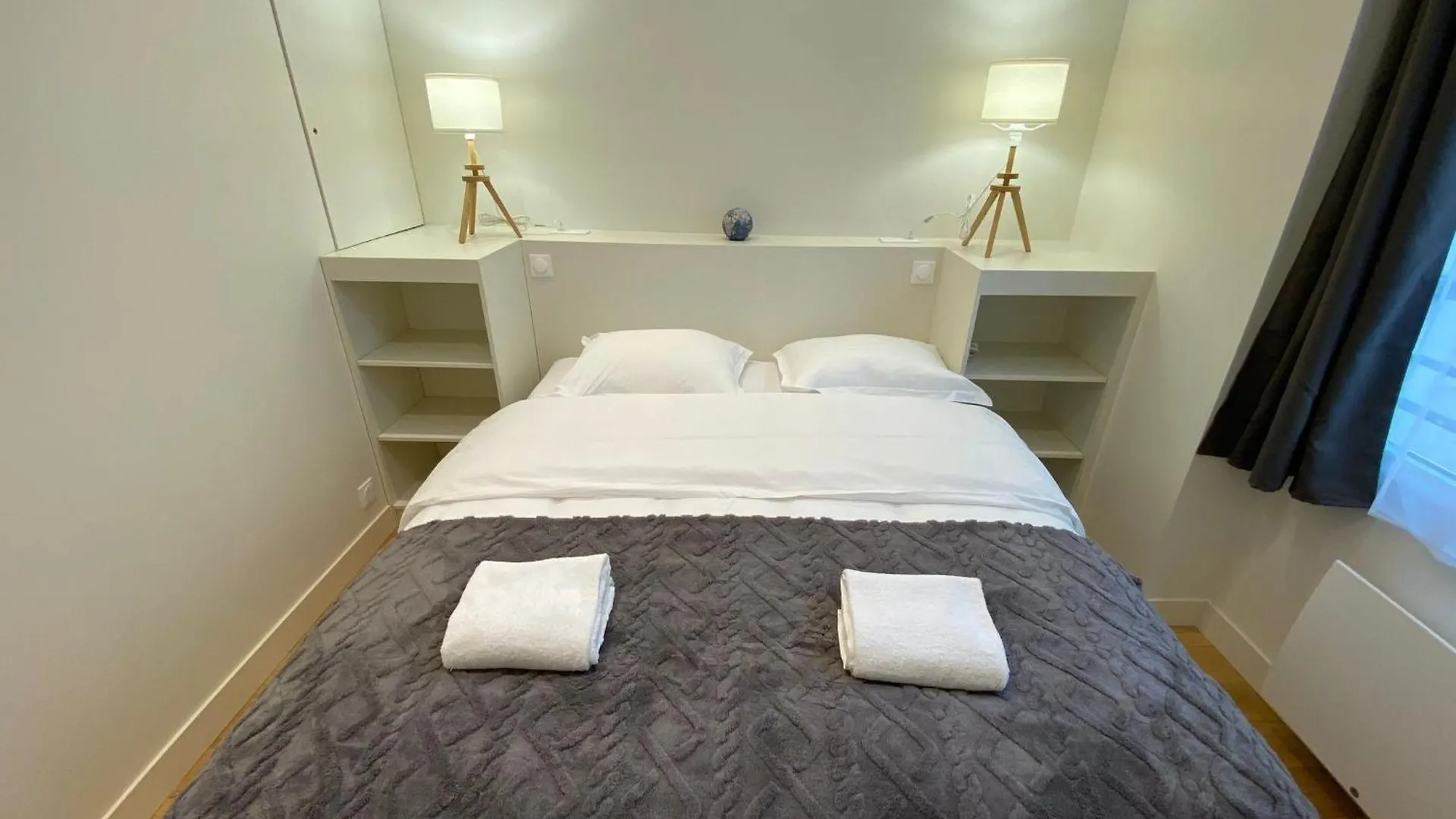 Apartment Appartement Aboukir Paris